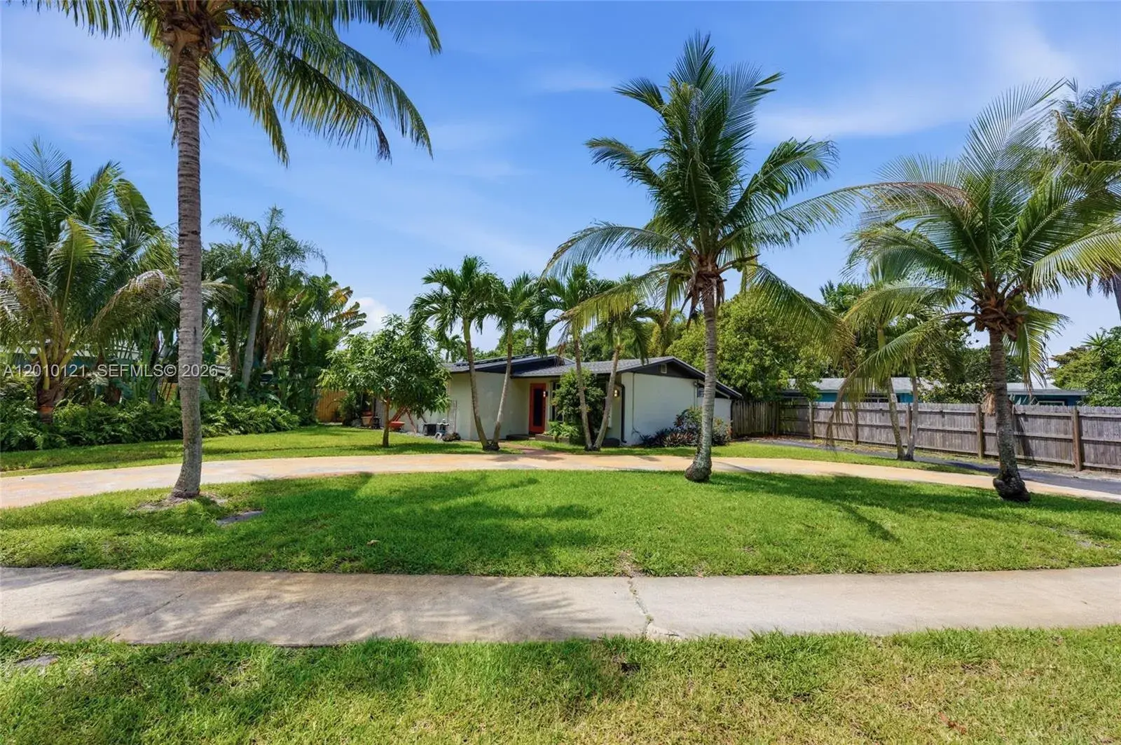 1118 NW 16th St, Fort Lauderdale FL 33311