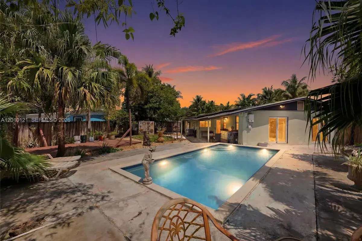 1118 NW 16th St, Fort Lauderdale FL 33311
