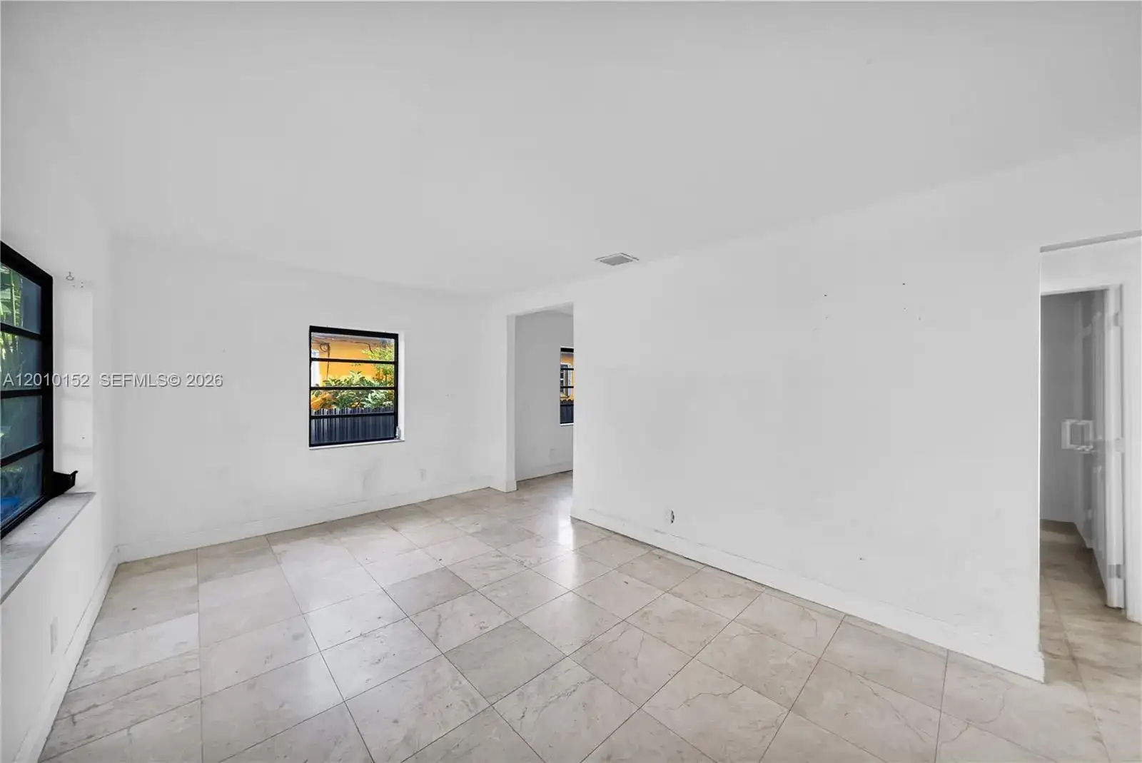 3033 Hibiscus Street, Miami FL 33133 photo 3