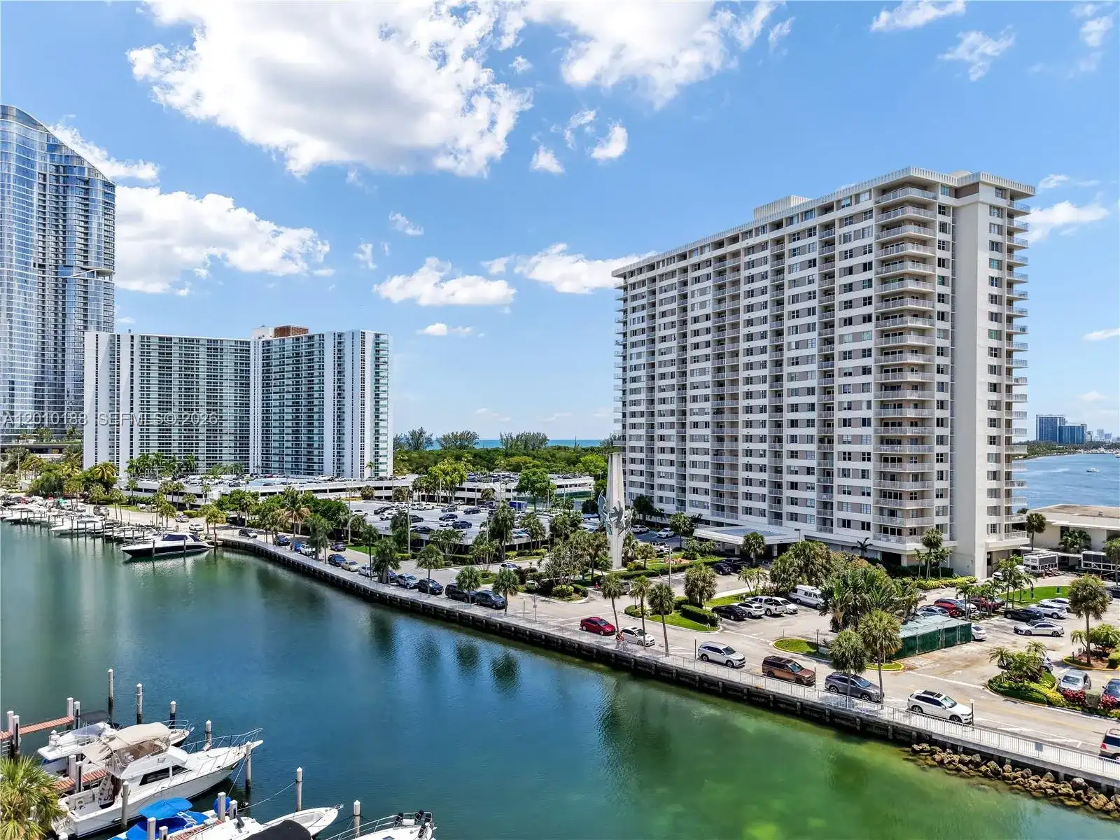 300 Bayview Dr # 605, Sunny Isles Beach FL 33160 photo 3