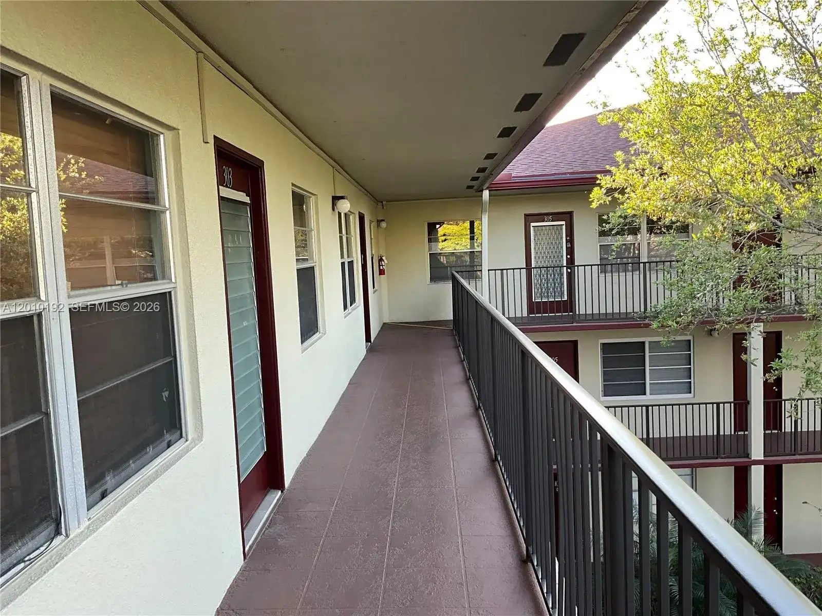 150 SW 134th Way # 304R, Pembroke Pines FL 33027 photo 3