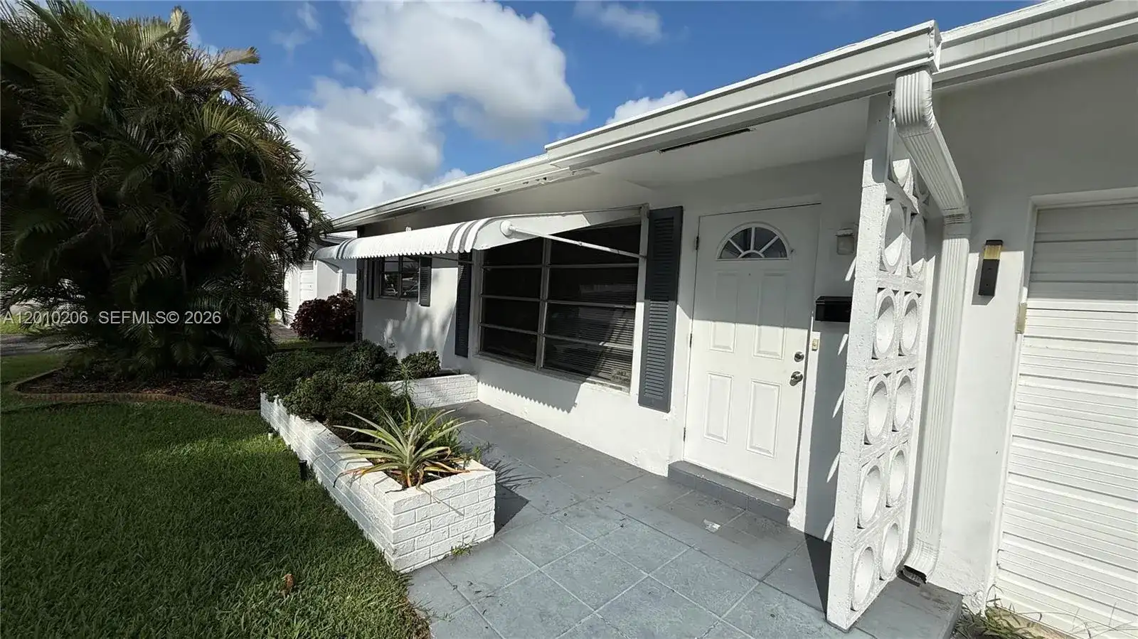 3021 NW 2nd Ave, Pompano Beach FL 33064 photo 2