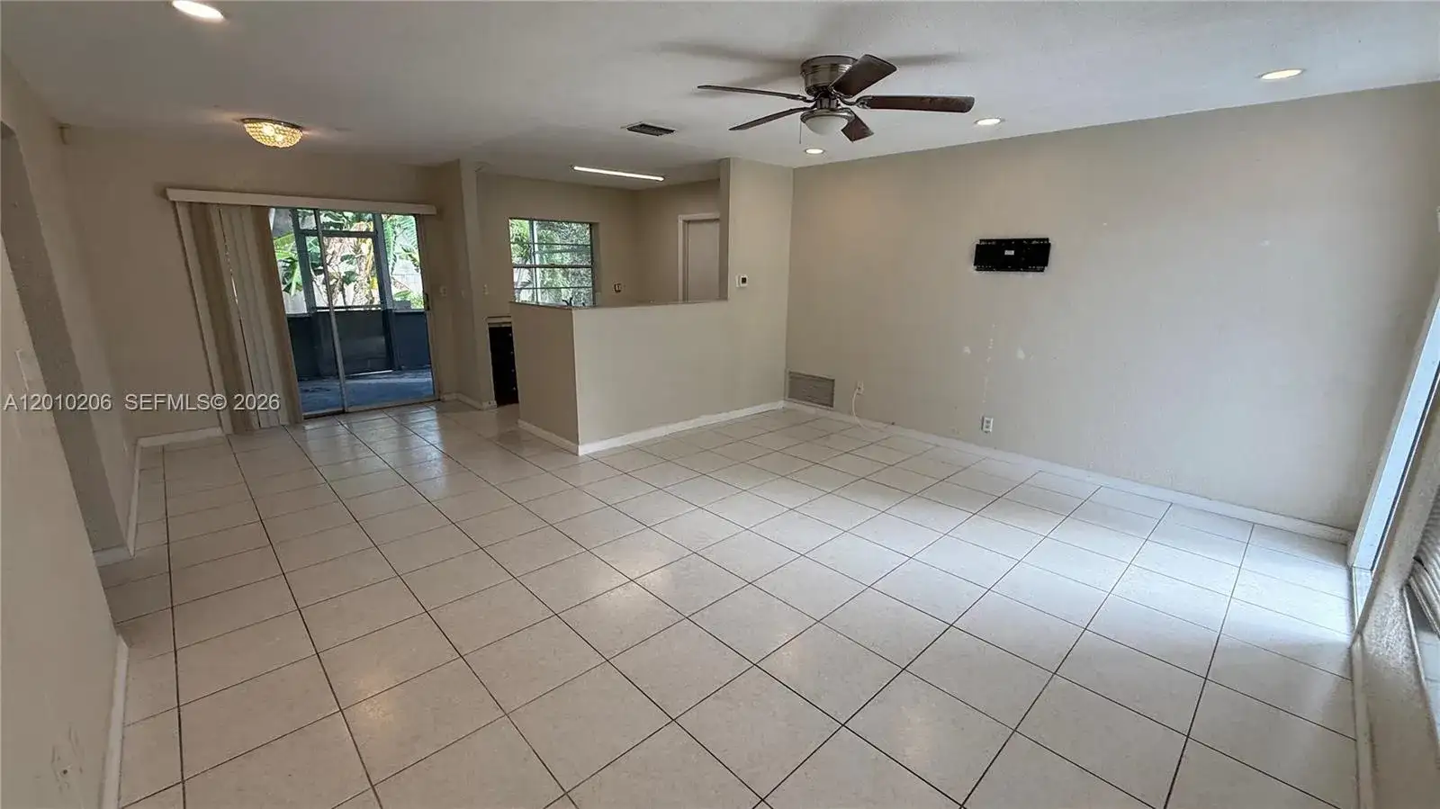 3021 NW 2nd Ave, Pompano Beach FL 33064 photo 4