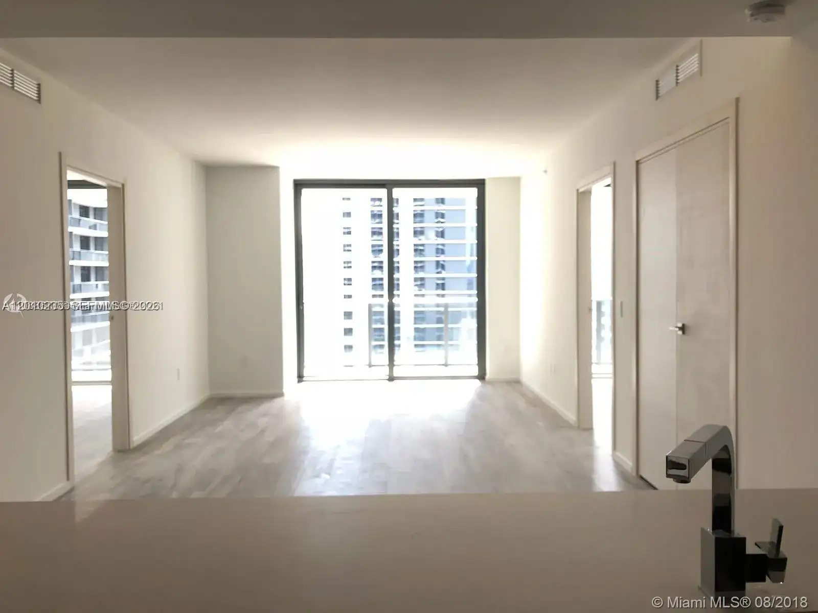 801 S Miami Ave # 2510, Miami FL 33130 photo 2