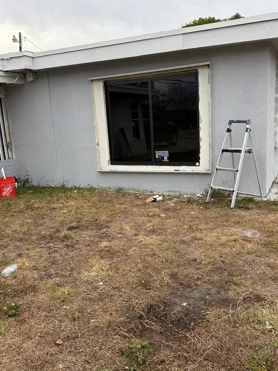 1501 NW 3rd Way, Pompano Beach FL 33060 photo 3