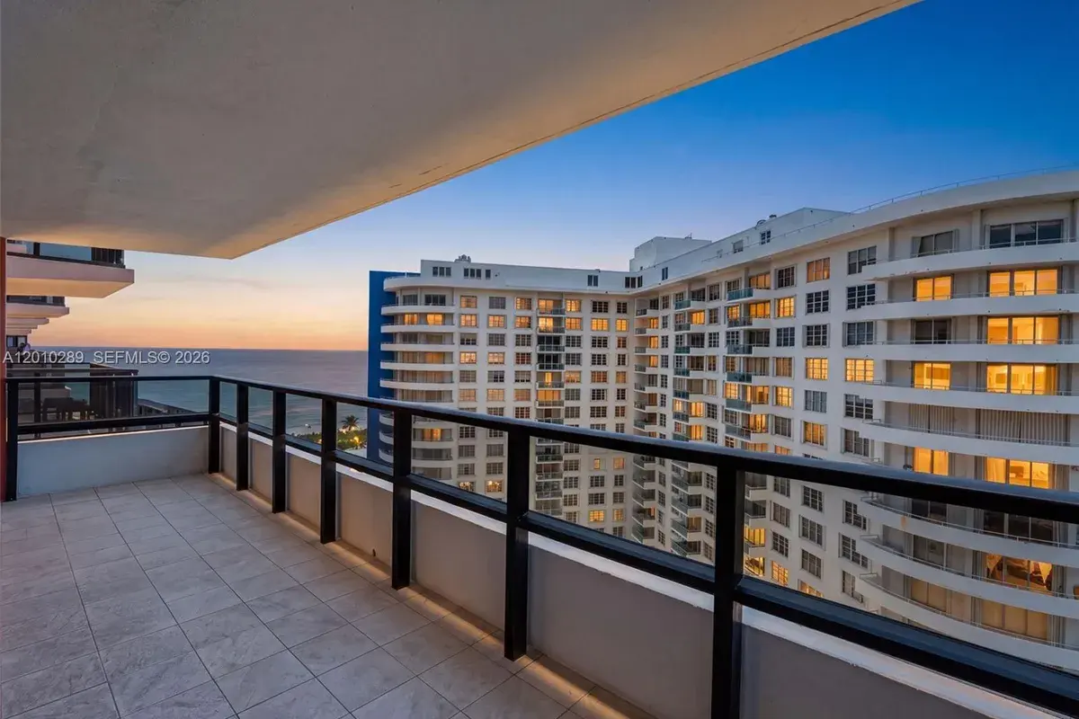 5225 Collins Ave # 1519, Miami Beach FL 33140