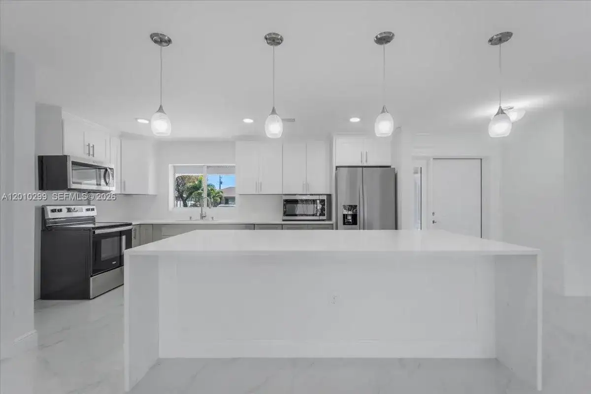 105 SE 45th, Other City - In The State Of Florida FL 33904