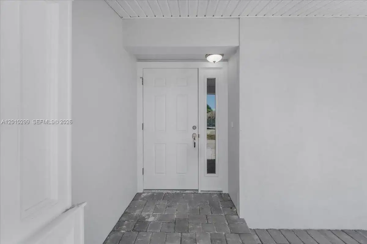 105 SE 45th, Other City - In The State Of Florida FL 33904 photo 5