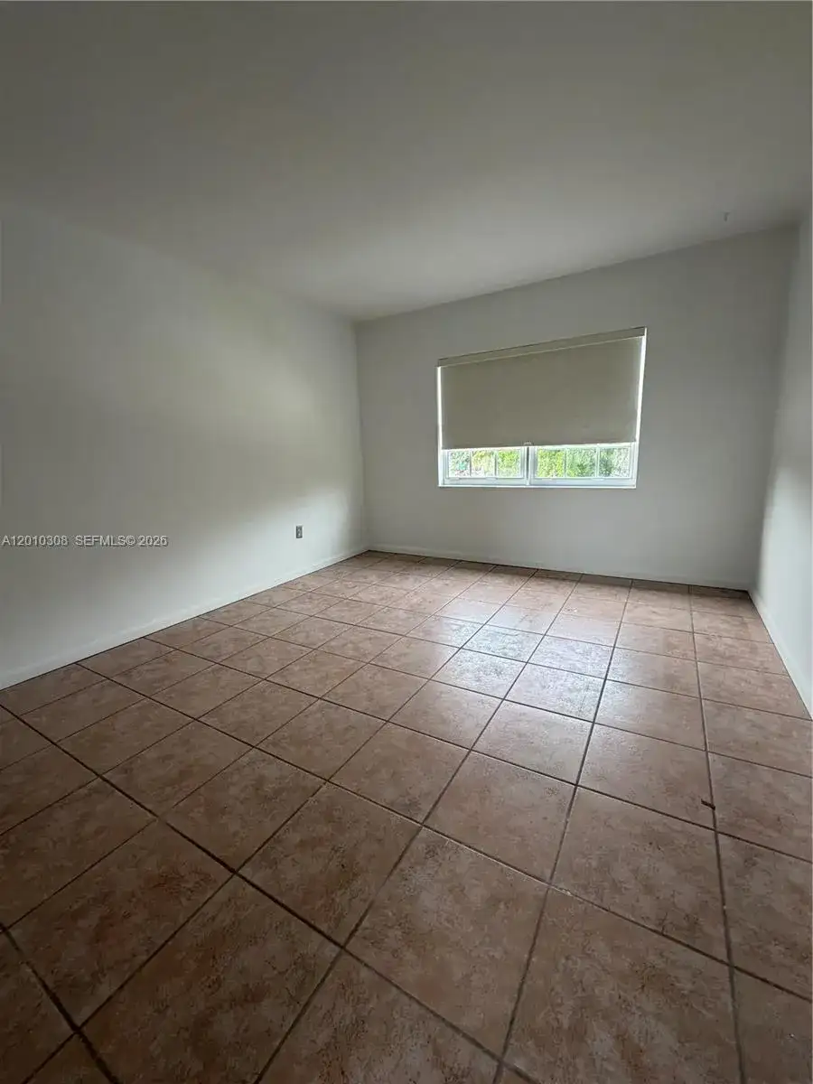 6201 SW 21st St # 6203, Miami FL 33155 photo 3