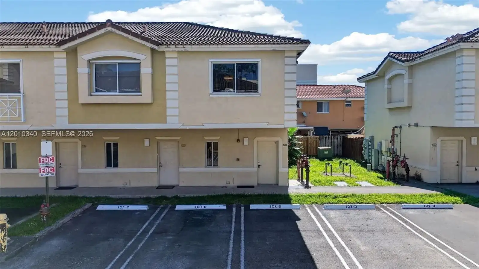 7995 NW 8th St # 100C, Miami FL 33126