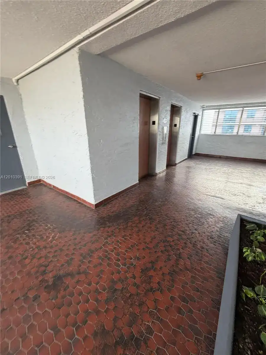 750 NW 43rd Ave # 412, Miami FL 33126 photo 2