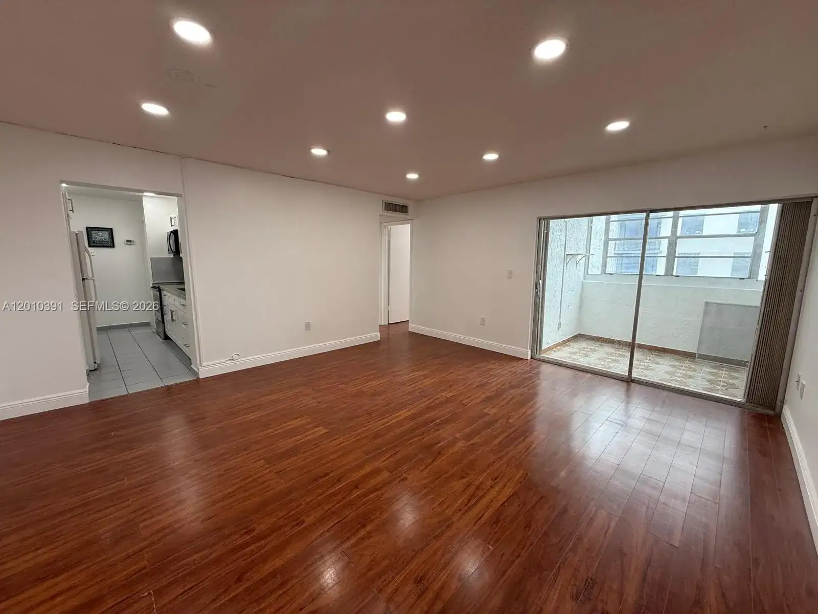750 NW 43rd Ave # 412, Miami FL 33126 photo 4