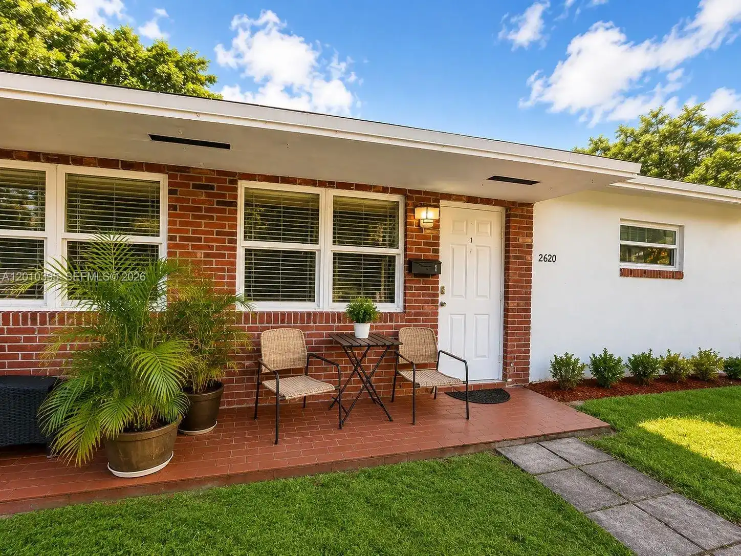 2620 SW 51st St, Dania Beach FL 33312