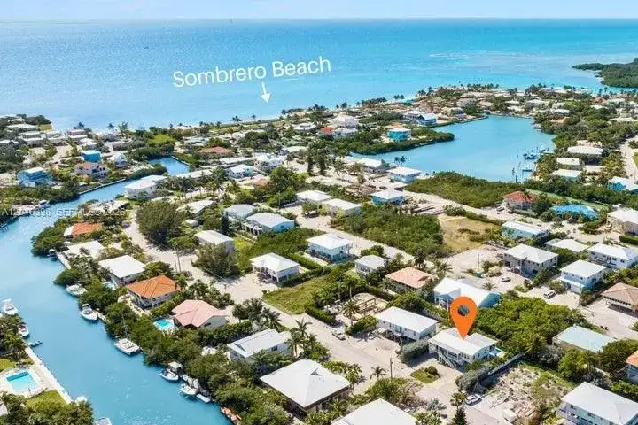 320 Calzada De Bougainville, Marathon FL 33050 photo 2