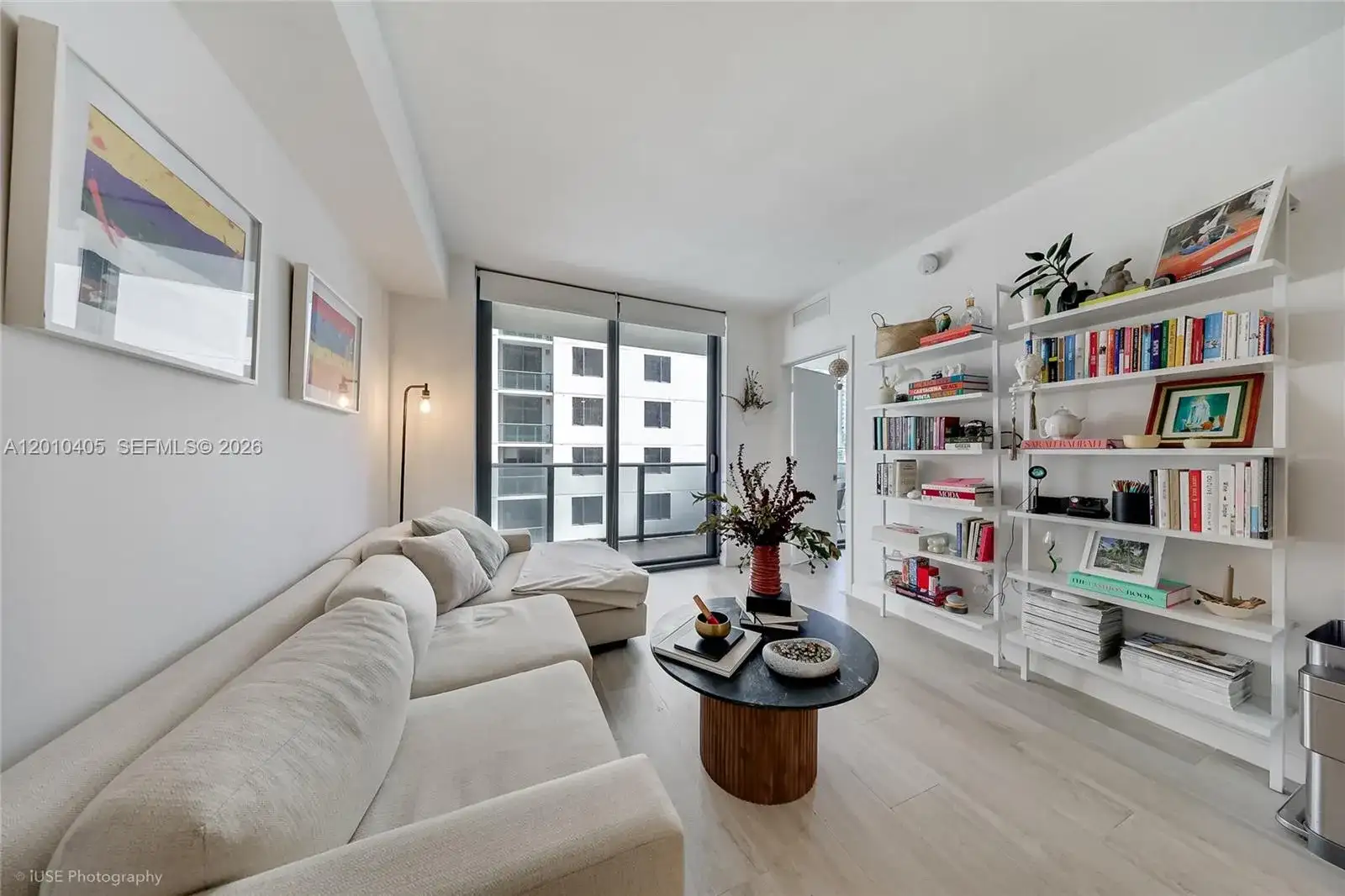 55 SW 9th St # 2109, Miami FL 33130 photo 3