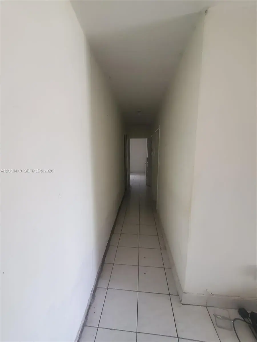 12445 SW 185th Ter, Miami FL 33177