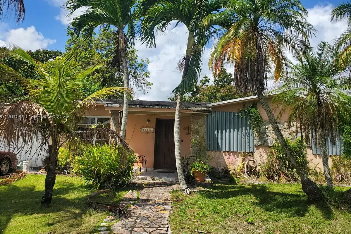 12445 SW 185th Ter, Miami FL 33177