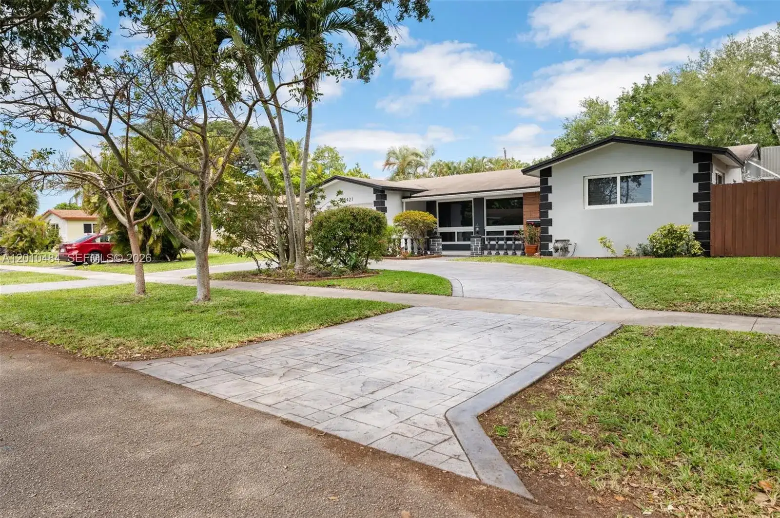 5421 Buchanan St, Hollywood FL 33021 photo 3