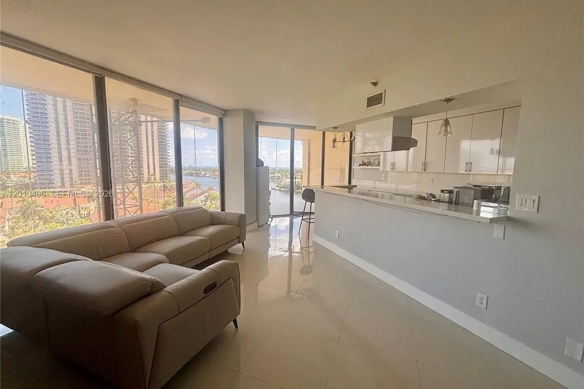 19355 Turnberry Way # 7B, Aventura FL 33180