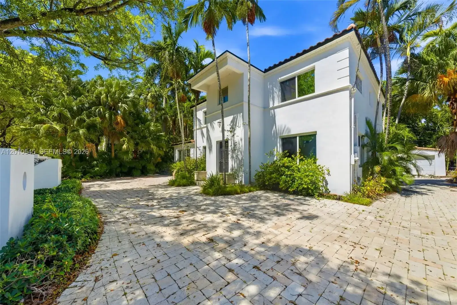 5824 Alton Rd, Miami Beach FL 33140 photo 2