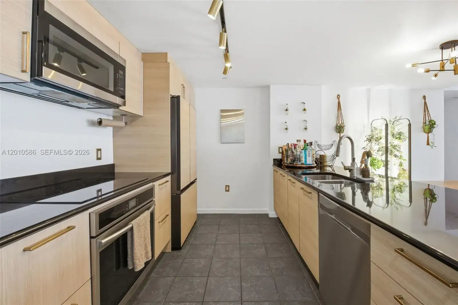 50 Biscayne Blvd # 2911, Miami FL 33132 photo 3