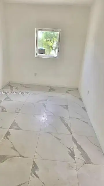 1718 SW 57th Ave # 1, West Park FL 33023