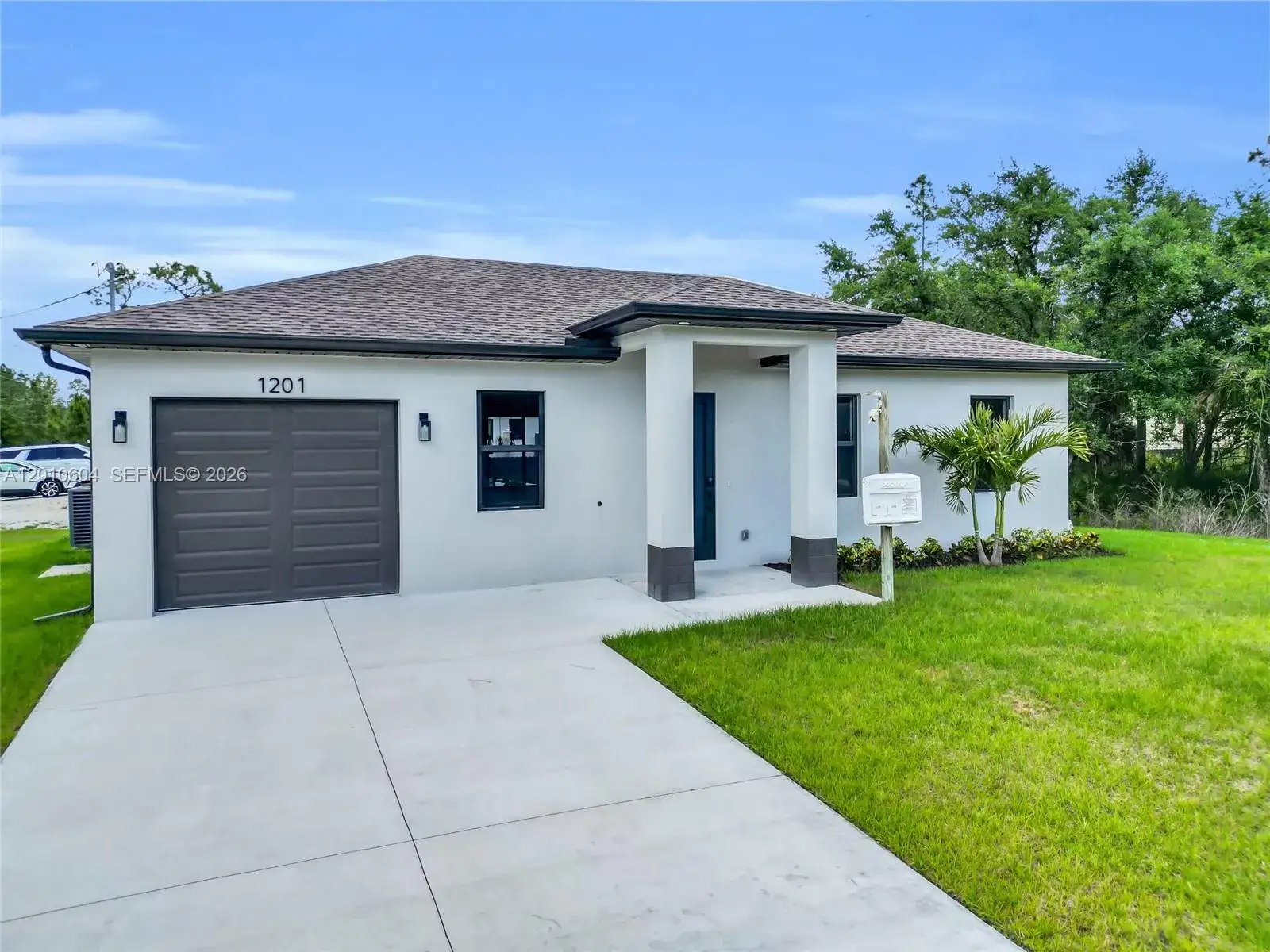 1201 E 7th ST, Lehigh Acres FL 33972