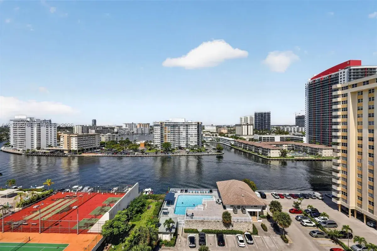 1849 S Ocean Dr # 1402, Hallandale Beach FL 33009