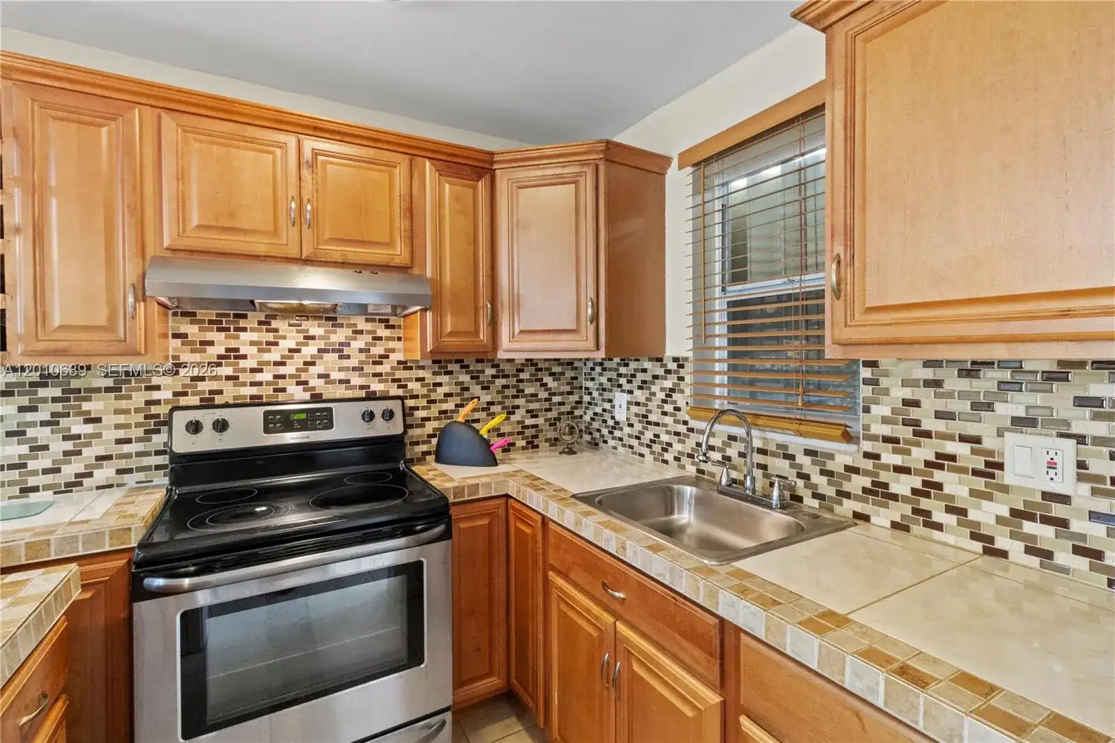 2600 Diana Dr # 119, Hallandale Beach FL 33009 photo 4