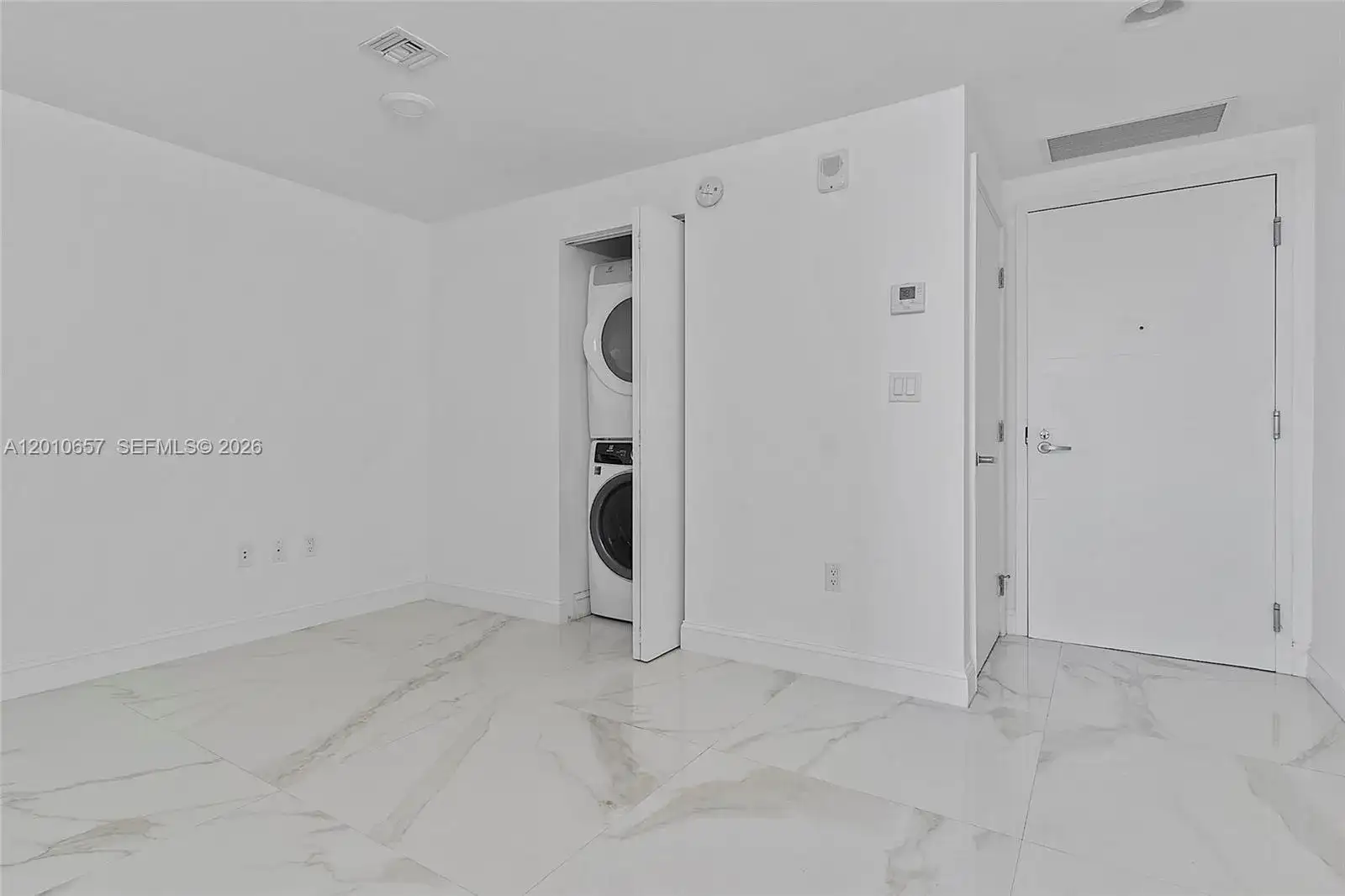 16385 Biscayne Blvd # 717, North Miami Beach FL 33160 photo 5