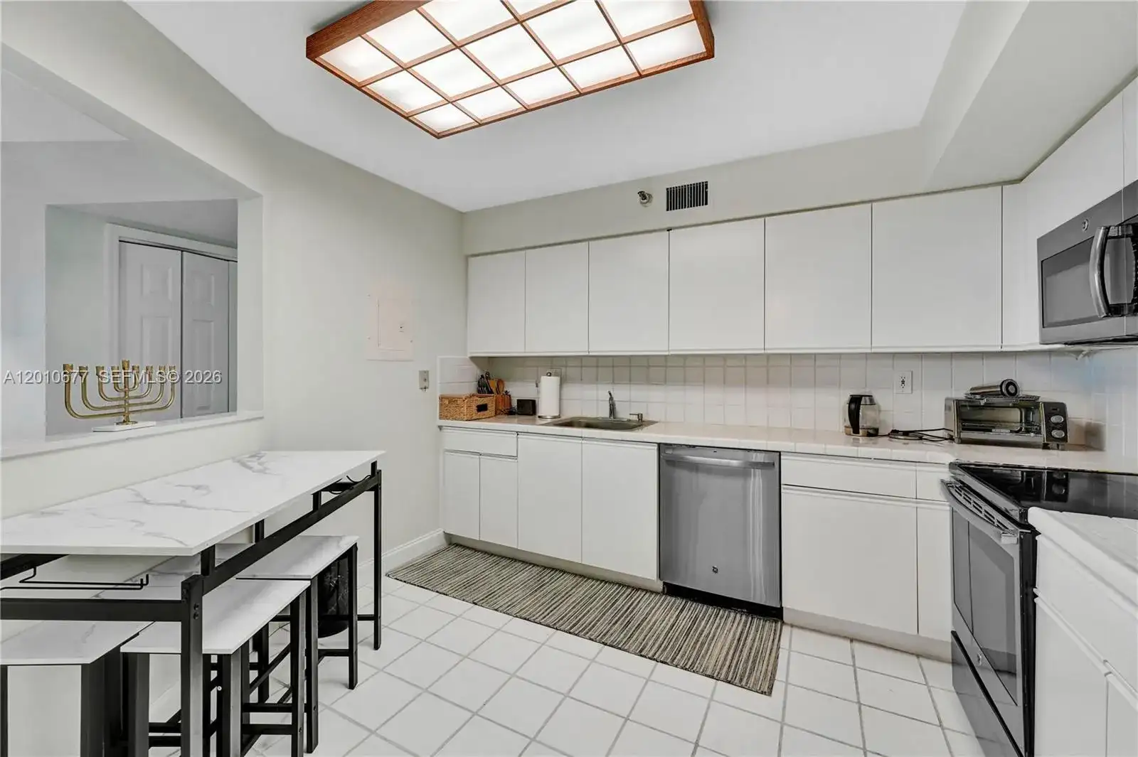 3500 Mystic Pointe Dr # 3302, Aventura FL 33180 photo 4