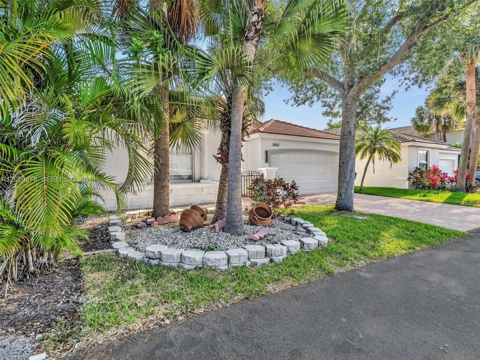 3863 SW 53rd Pl, Hollywood FL 33312