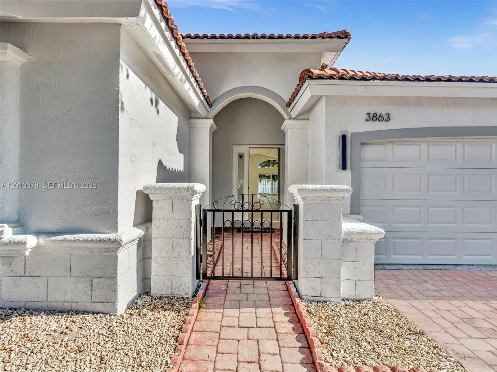 3863 SW 53rd Pl, Hollywood FL 33312