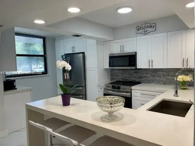 1266 S Military Trl # 514, Deerfield Beach FL 33442 photo 2