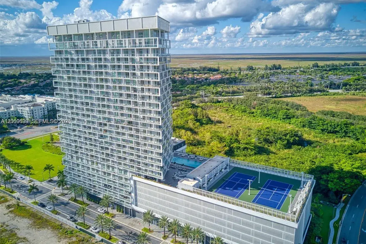 2000 Metropica Way # 2204, Sunrise FL 33323