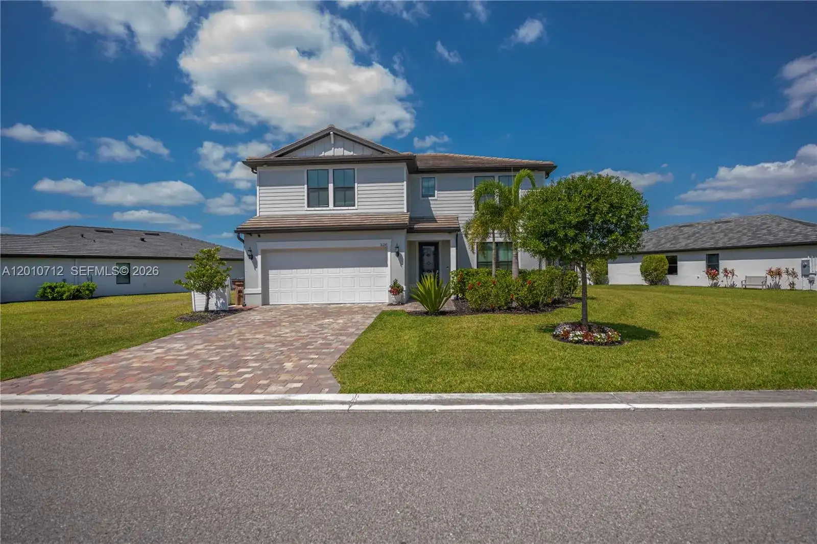 16241 Rosemallow Lane, Fort Myers FL 33920 photo 2