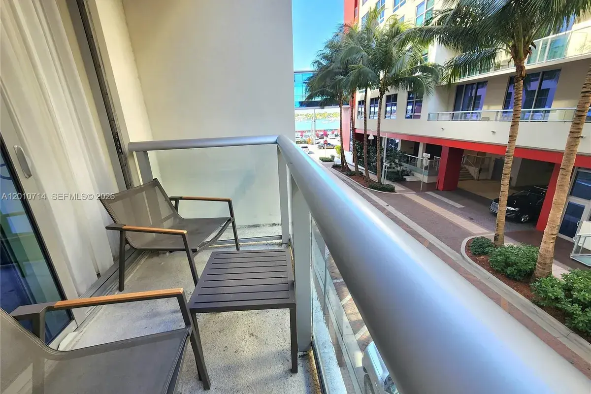 777 N Ocean Dr # S207, Hollywood FL 33019