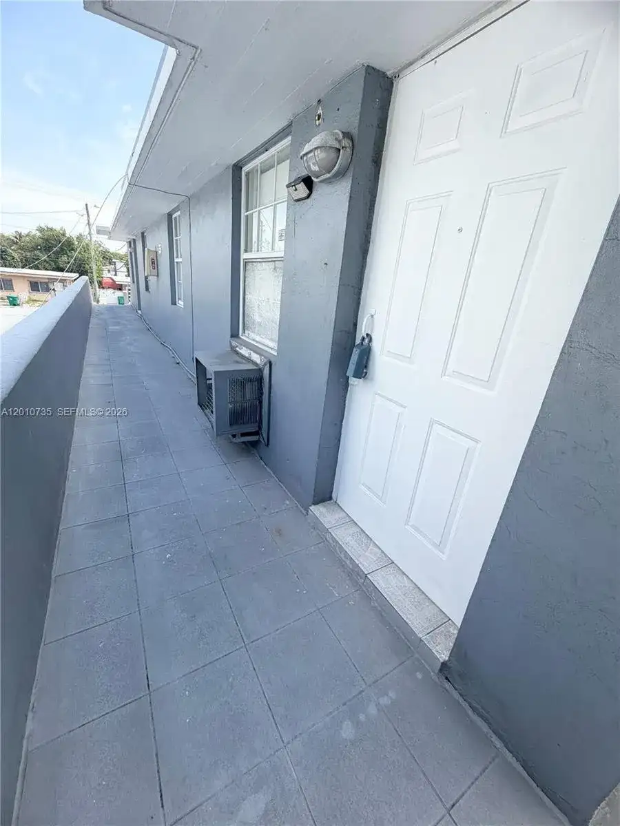 2736 SW 22nd STREET # 2, Miami FL 33133 photo 2