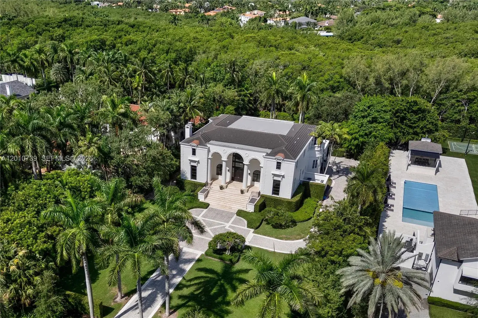 26 Tahiti Beach Island Rd, Coral Gables FL 33143 photo 2