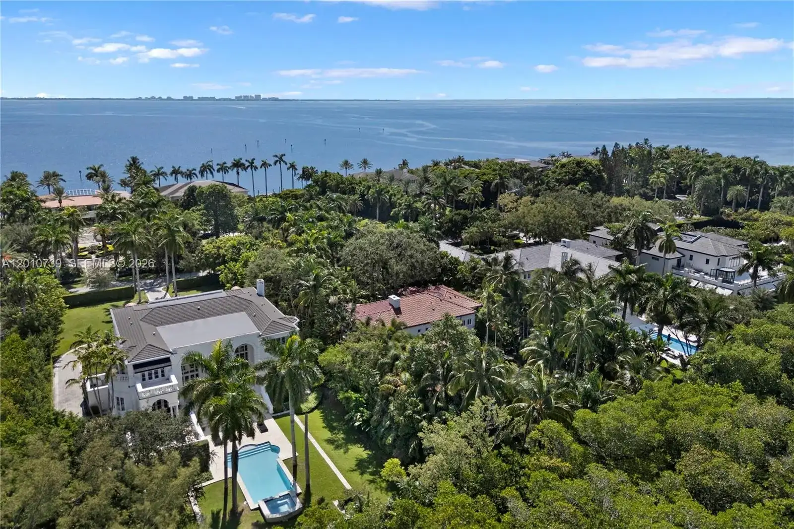 26 Tahiti Beach Island Rd, Coral Gables FL 33143 photo 5