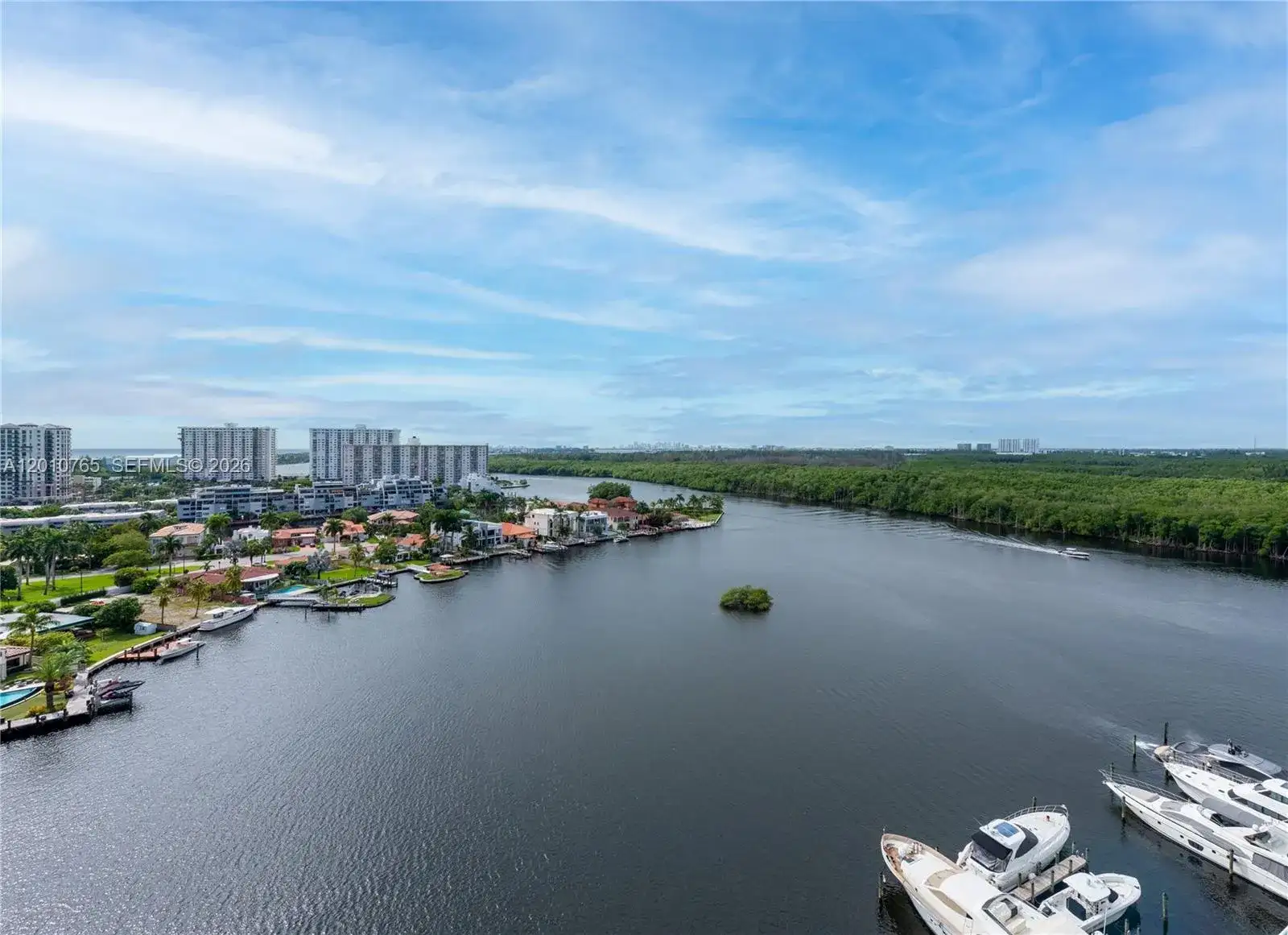 400 Sunny Isles Blvd # 1518, Sunny Isles Beach FL 33160 photo 3