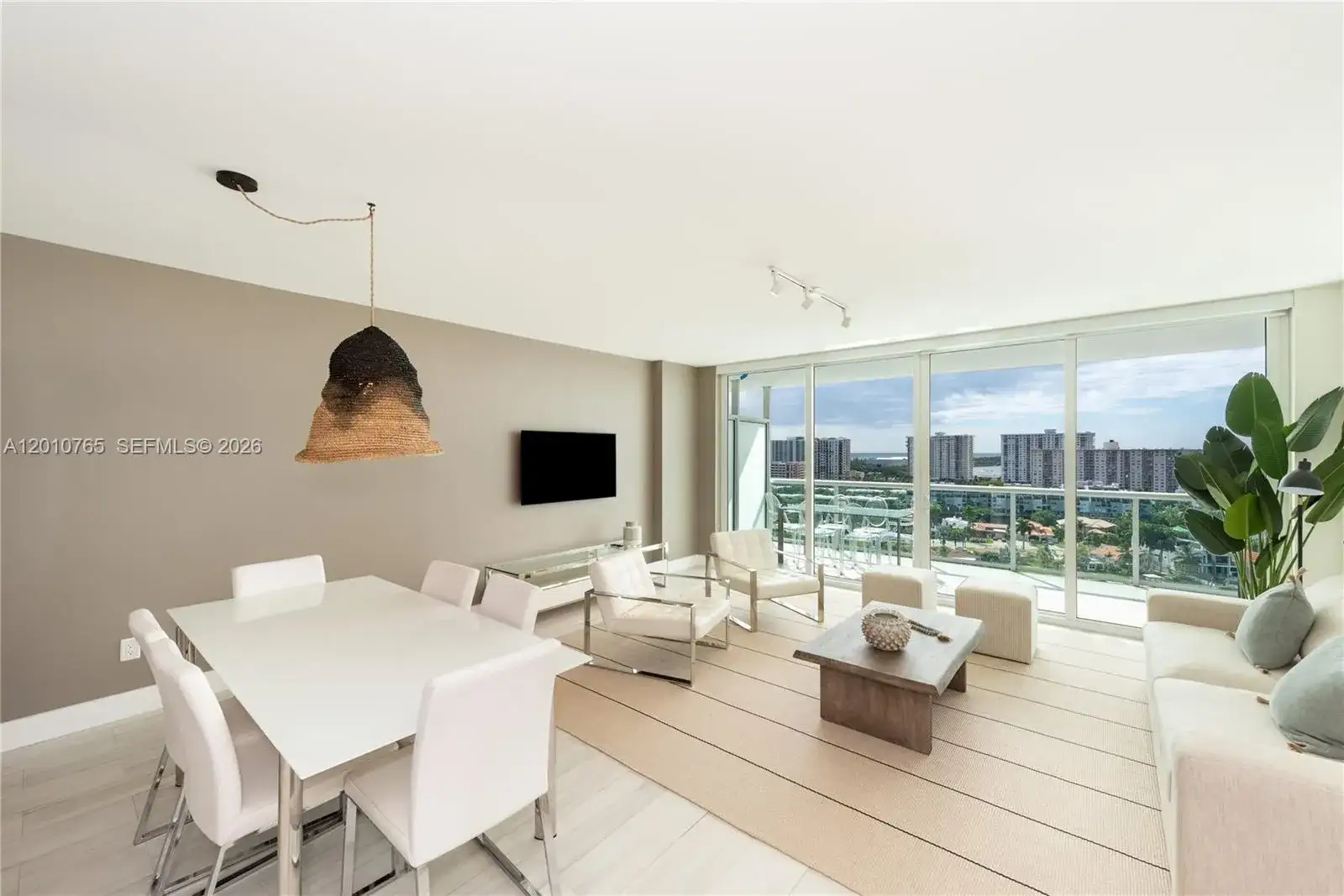 400 Sunny Isles Blvd # 1518, Sunny Isles Beach FL 33160 photo 5