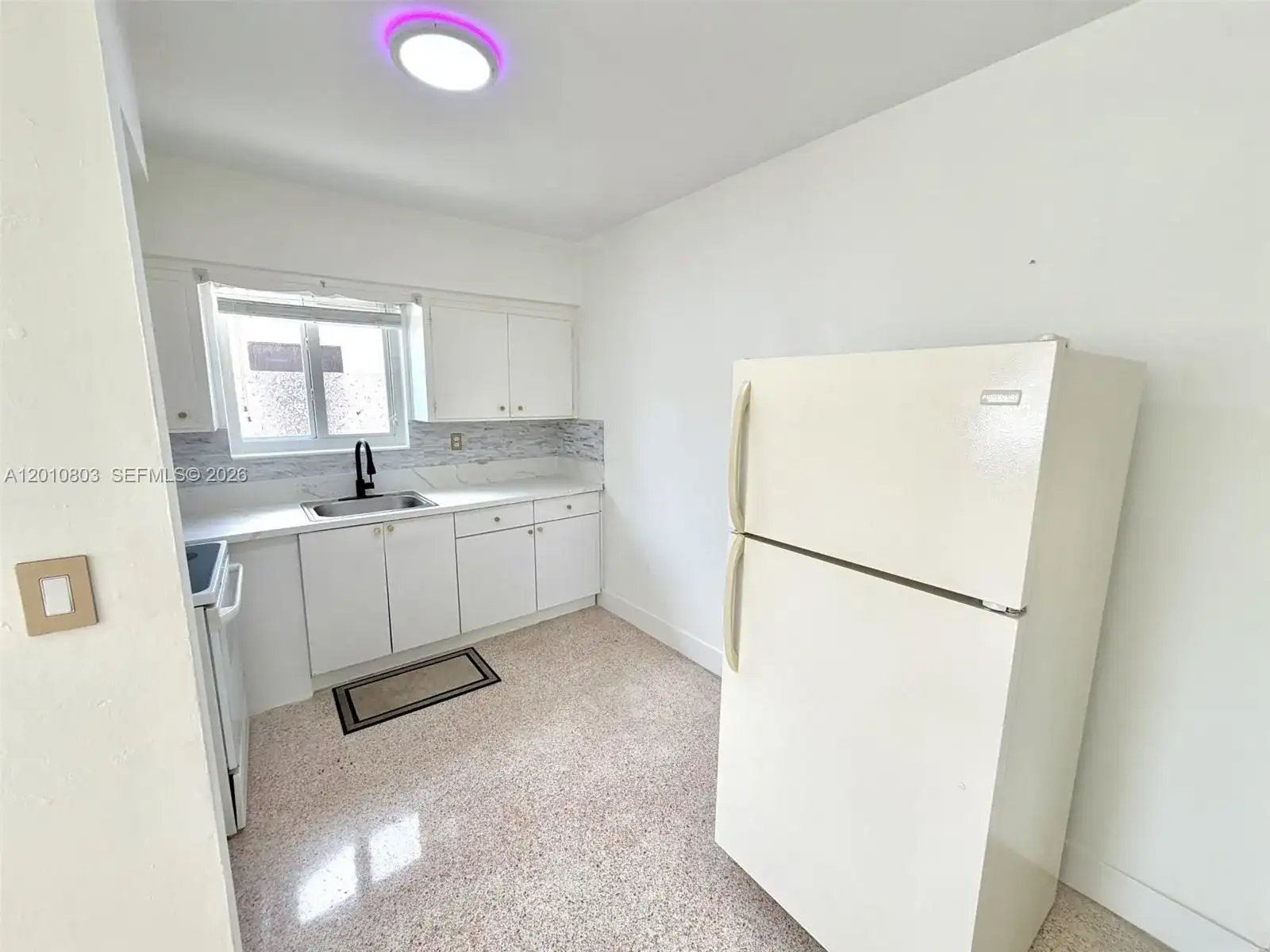 4710 NW 6th St # 1, Miami FL 33126 photo 3