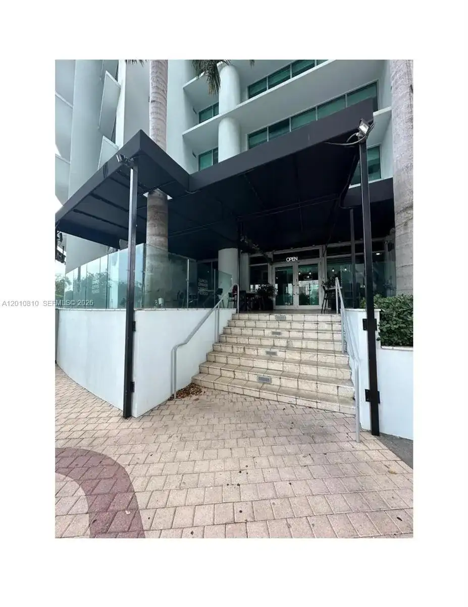 900 Biscayne Blvd N Downtown Miami # R105, Miami FL 33132 photo 3
