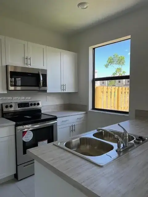13102 SW 232nd Ln # 13102, Miami FL 33032 photo 4