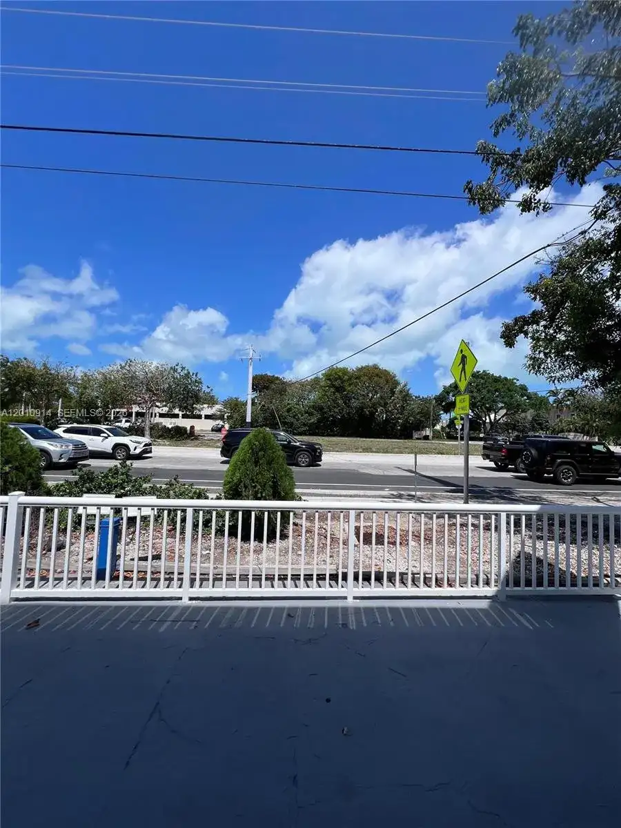 91461 Overseas Hwy, Tavernier FL 33070 photo 4