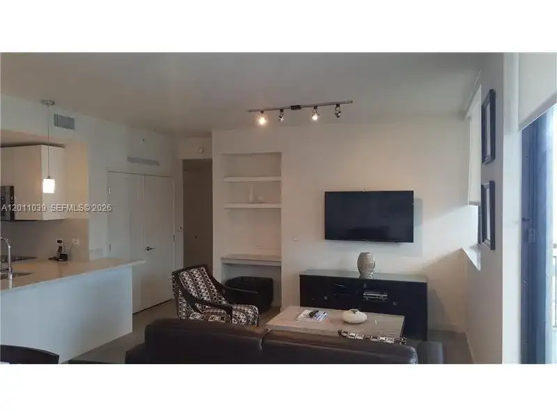 999 SW 1st Ave # 2514, Miami FL 33130 photo 2