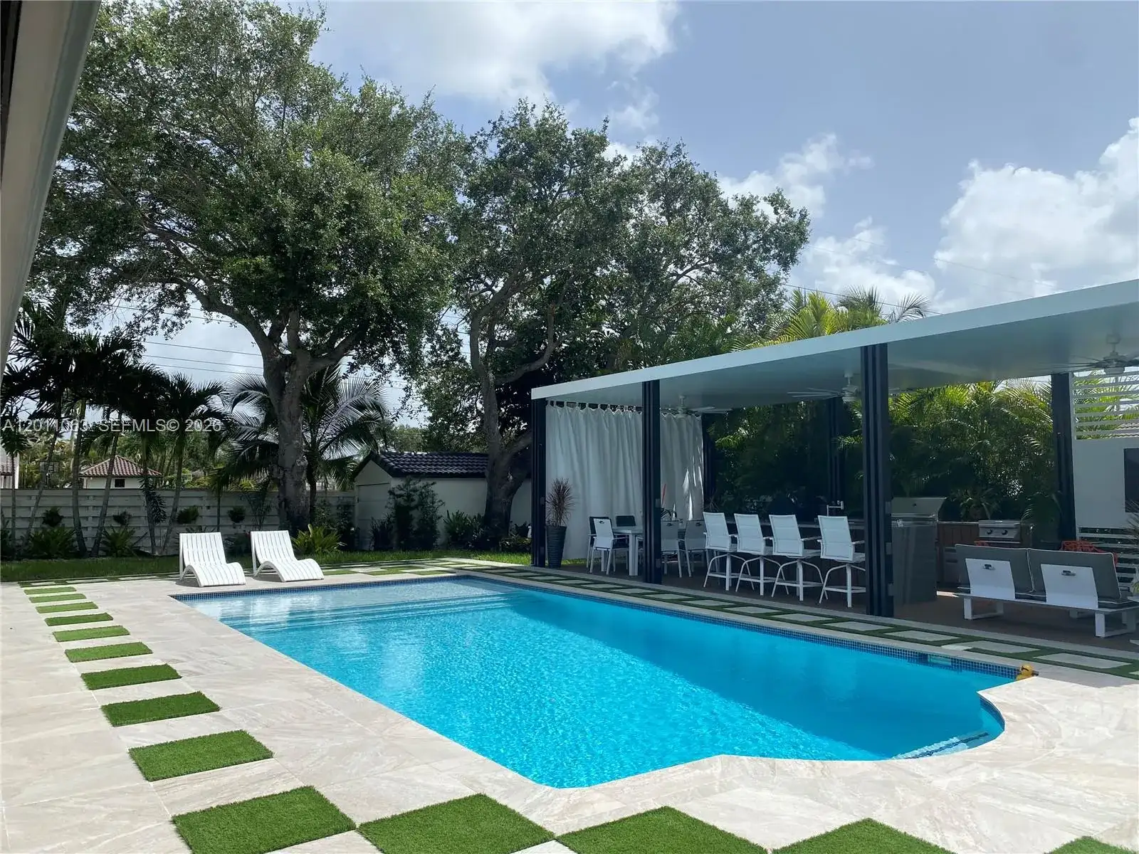 13255 SW 106th Ave, Miami FL 33176 photo 2