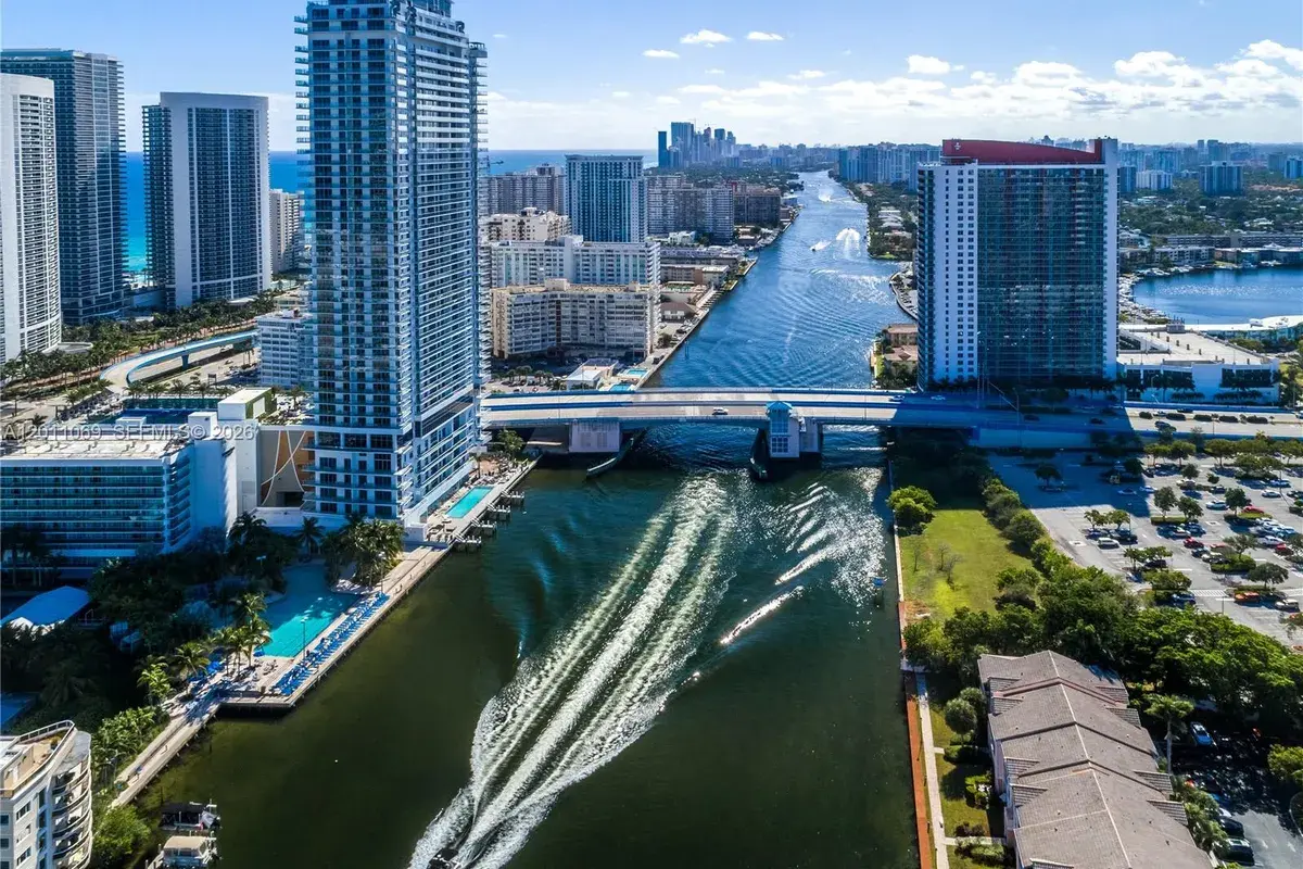4010 S Ocean Dr # R908, Hollywood FL 33019