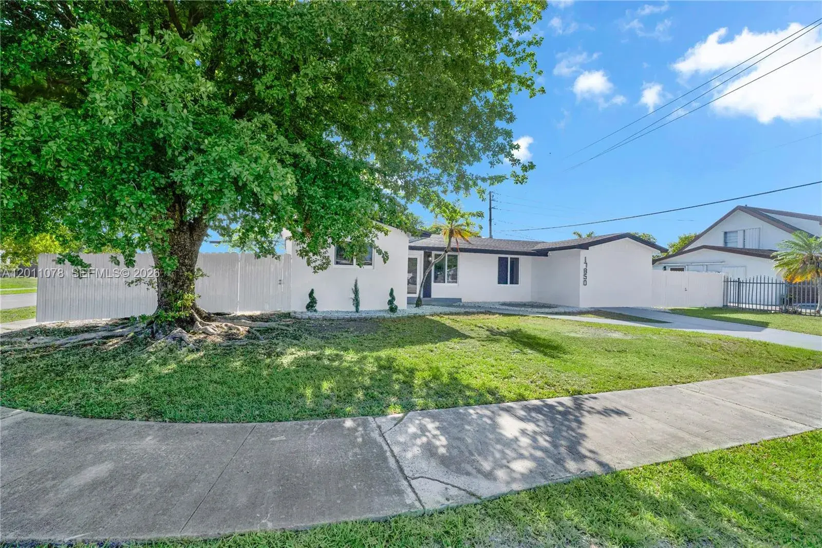 17850 SW 112th Ave, Miami FL 33157